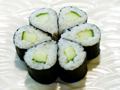CUCUMBER ROLL