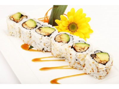 EEL AVOCADO ROLL
